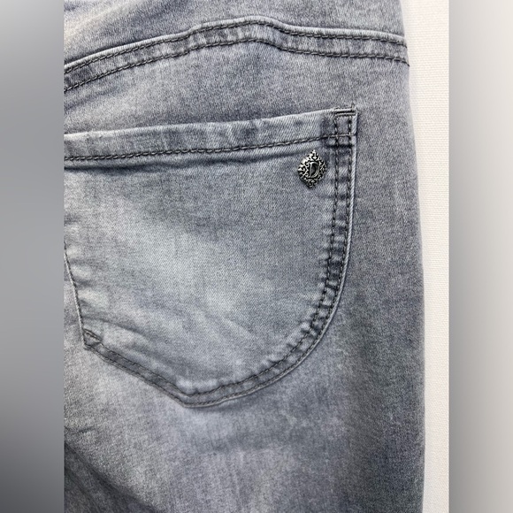 Democracy Ab Technology gray stone wash jeans denim size 8 ankle, stretch slim - Picture 9 of 9